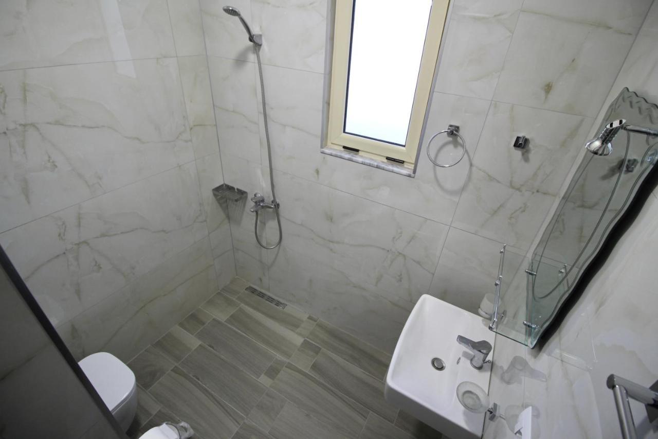 Vision 4 Ksamil Villa Apartments And Rooms Dış mekan fotoğraf
