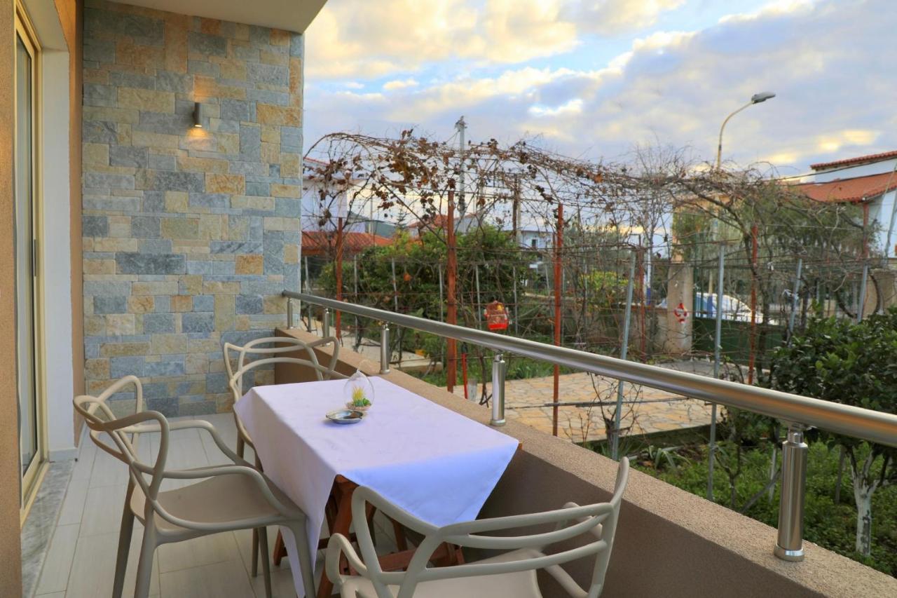 Vision 4 Ksamil Villa Apartments And Rooms Dış mekan fotoğraf